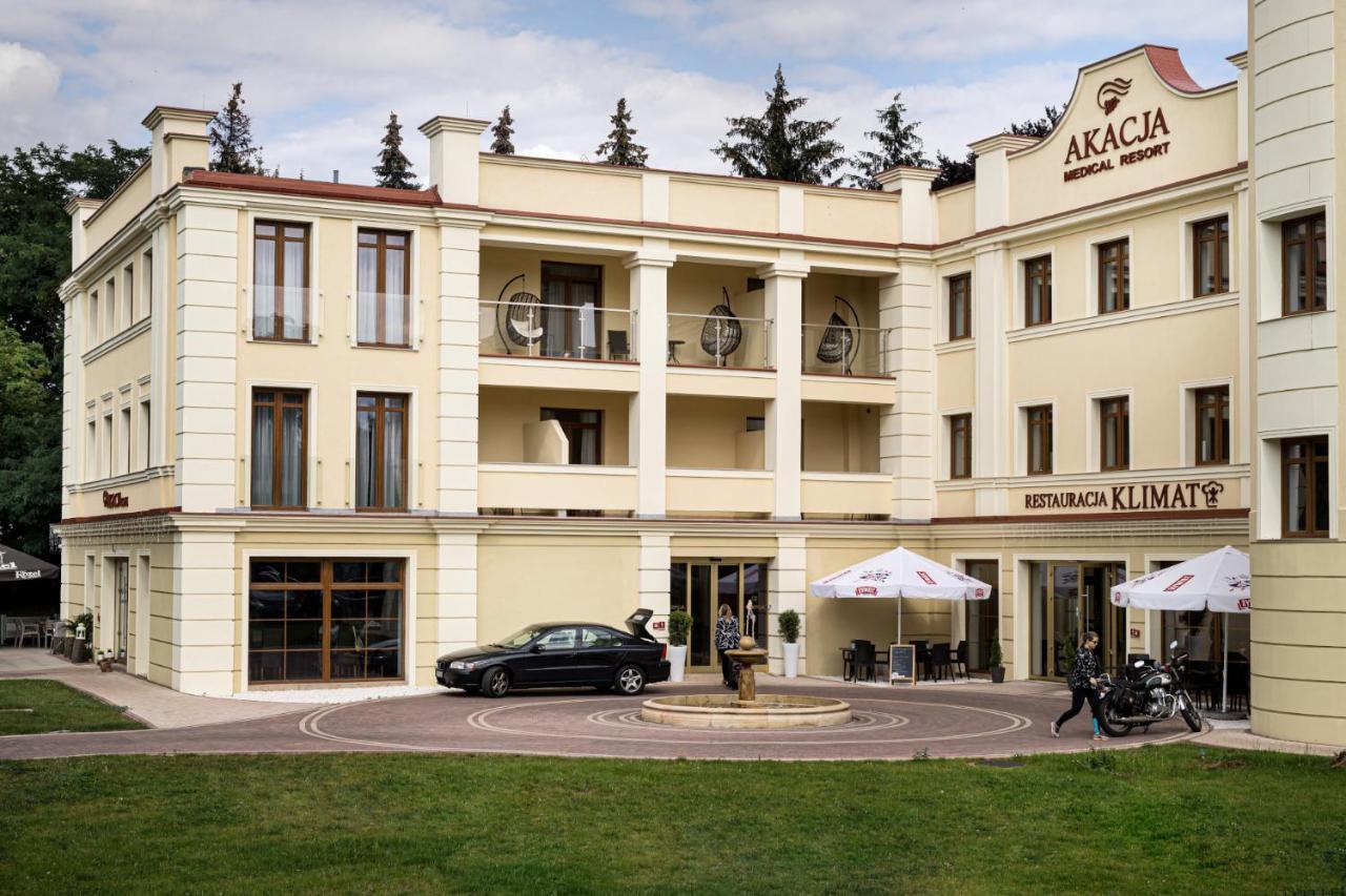 Akacja Medical Resort チェホチネク エクステリア 写真