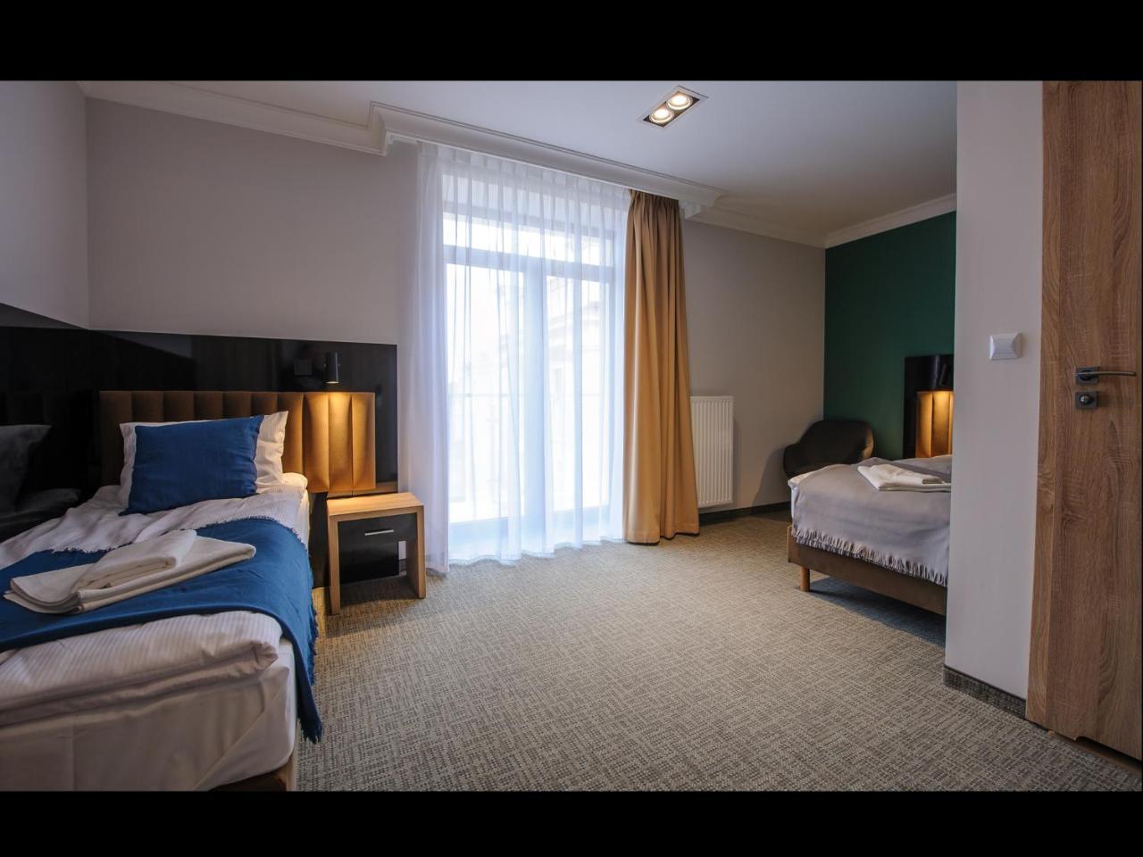 Akacja Medical Resort チェホチネク エクステリア 写真